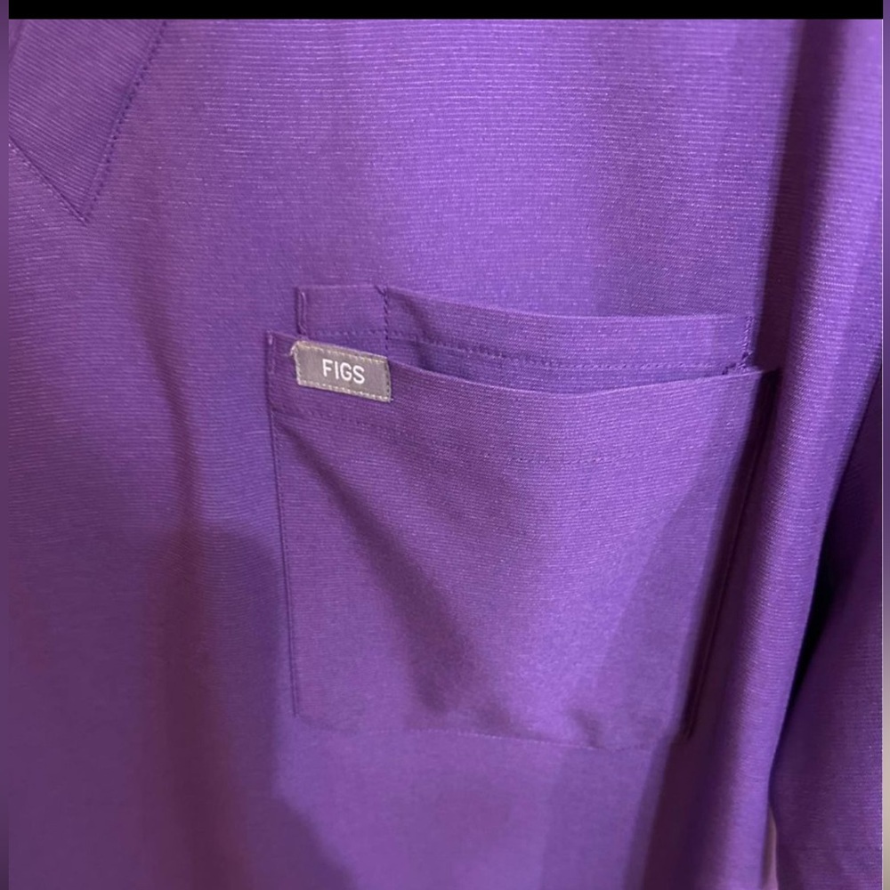 UV Purple womens Figs set XXL TOP AND XXL/Petite bottoms